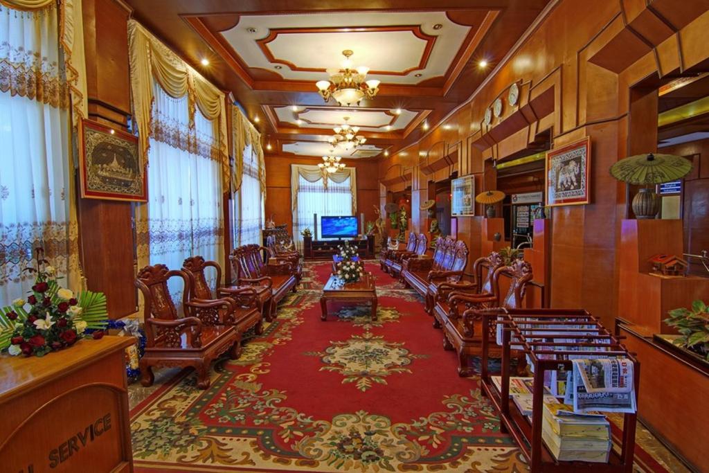 Hotel Mandalaj Kültér fotó
