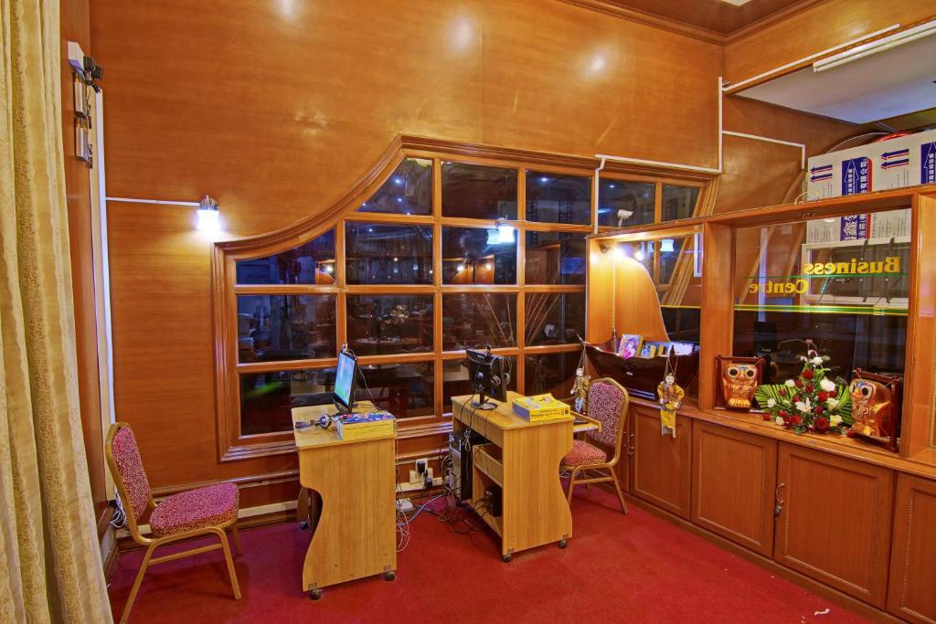 Hotel Mandalaj Kültér fotó