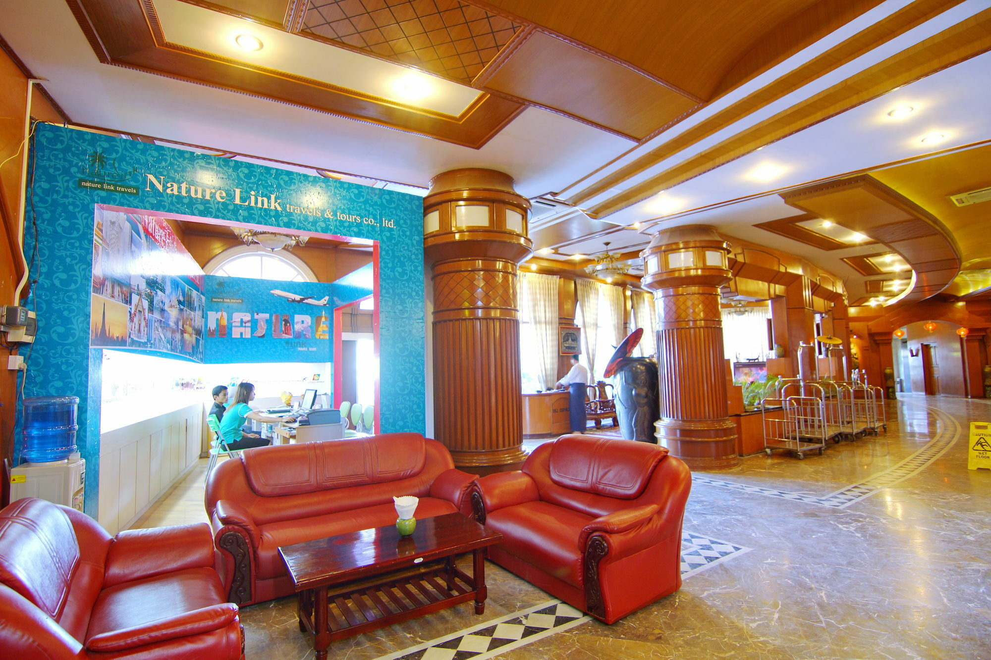 Hotel Mandalaj Kültér fotó
