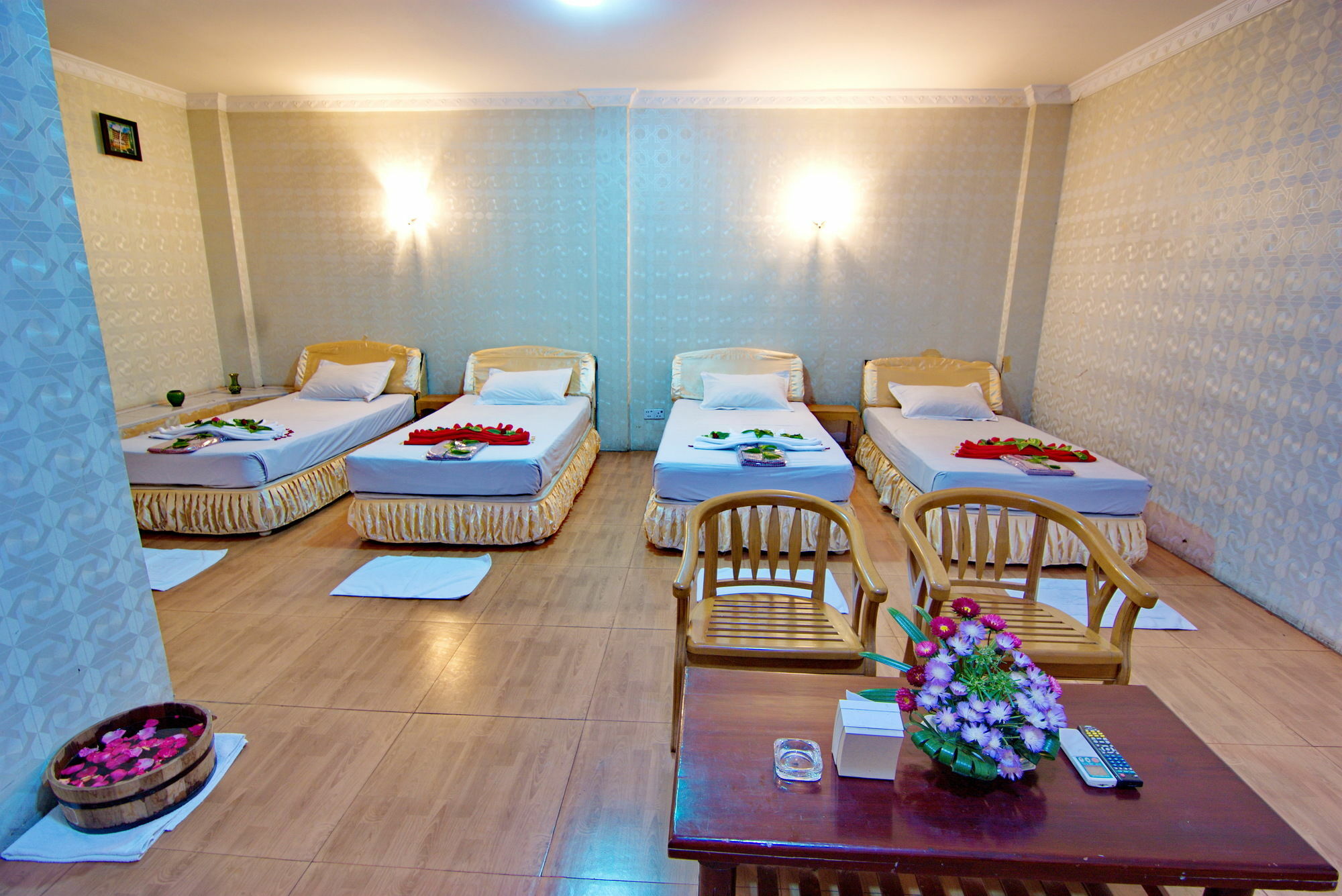 Hotel Mandalaj Kültér fotó